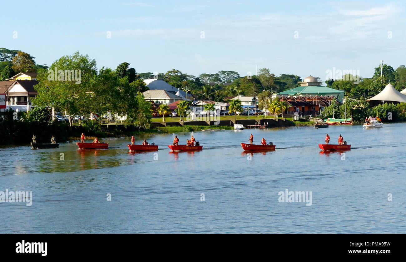 Gawai fetstival and regatta in Kuching, boatso nthe Sarawak River, Borneo, Malaysia Stock Photo