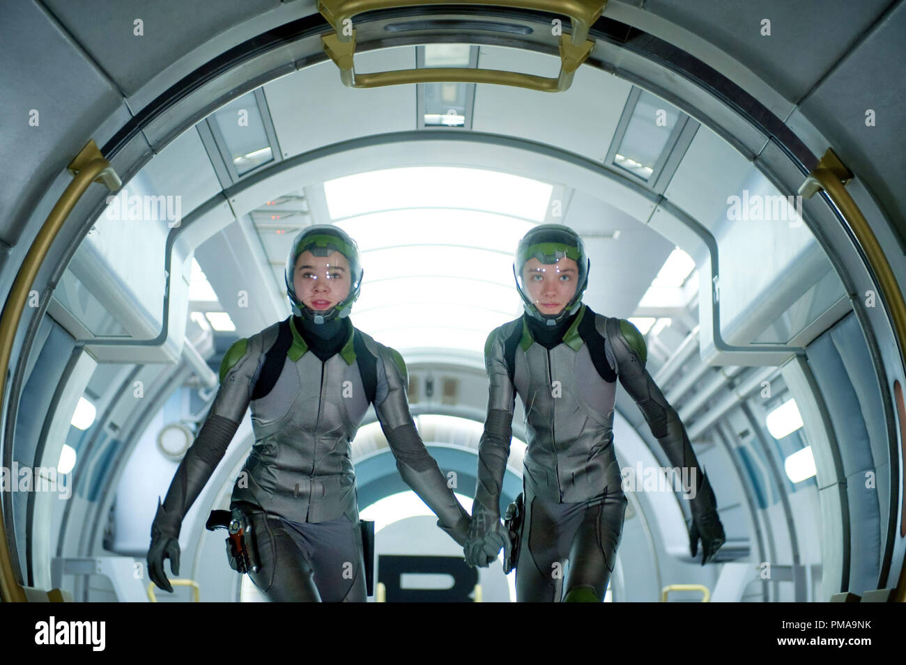 Hailee steinfeld enders game hi-res stock photography and