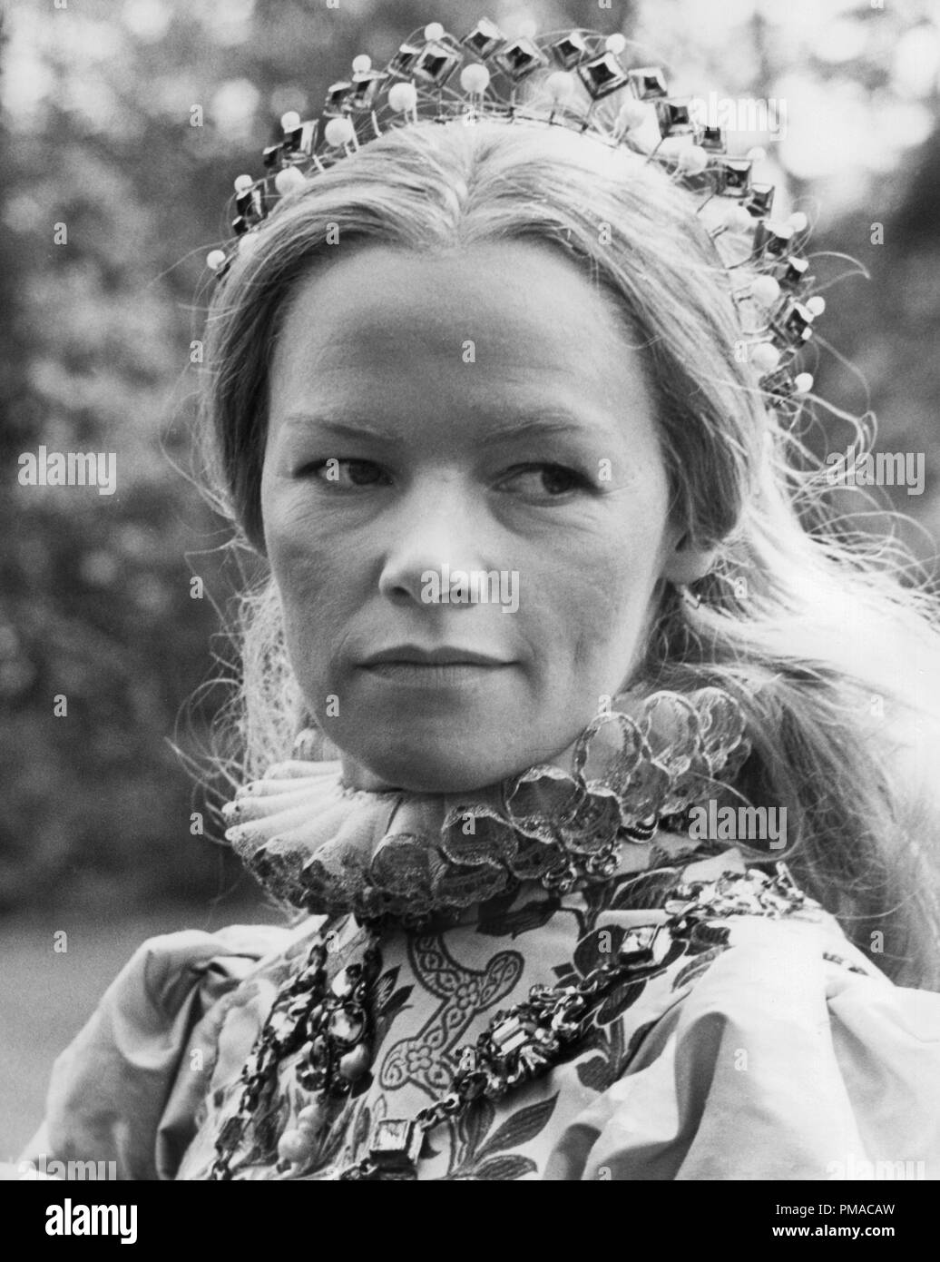 Glenda Jackson in character for her role as Elizabeth the first in 'Mary, Queen of Scots', 1971 Universal File Reference # 32368 106THA Stock Photo