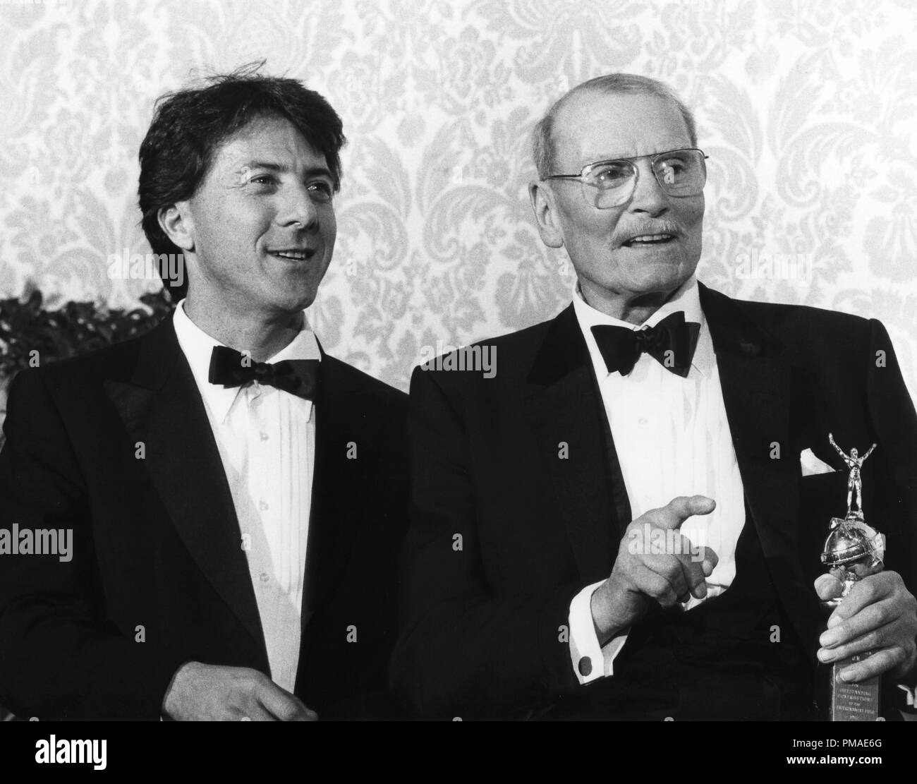 Dustin Hoffman, Laurence Olivier at the 40th Annual Golden Globe Awards