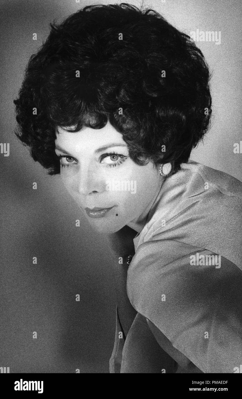 Barbara Bain, star of 'Mission Impossible', circa 1966 © JRC /The Hollywood Archive - All Rights Reserved  File Reference # 32509 813THA Stock Photo