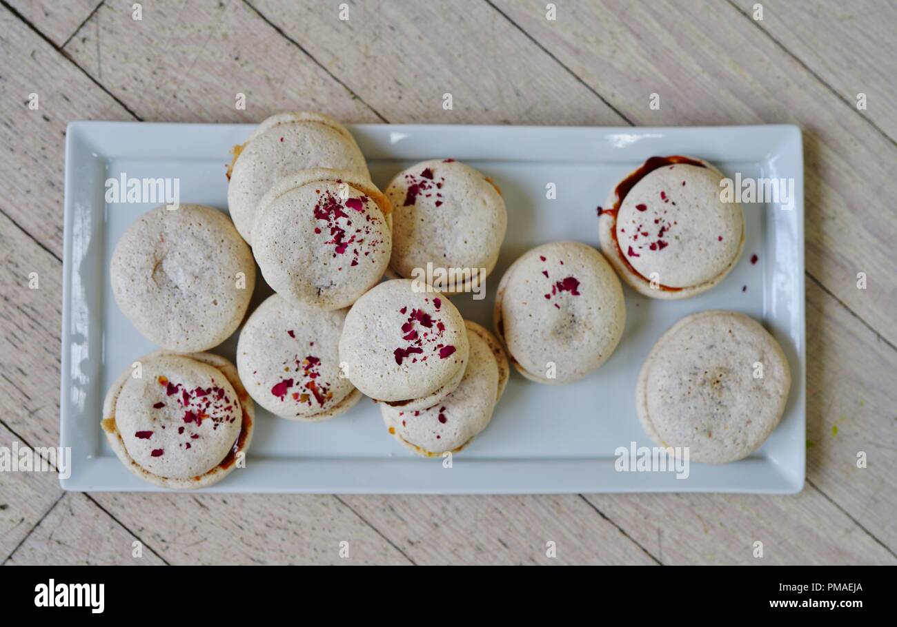 Homemade Vegan Macaron Cookies With Rose Petals Made With Aquafaba Chickpea Water Stock Photo Alamy Homemade Vegan Macaron Cookies With Rose Petals Made With Aquafaba Chickpea Water Stock Photo Alamy