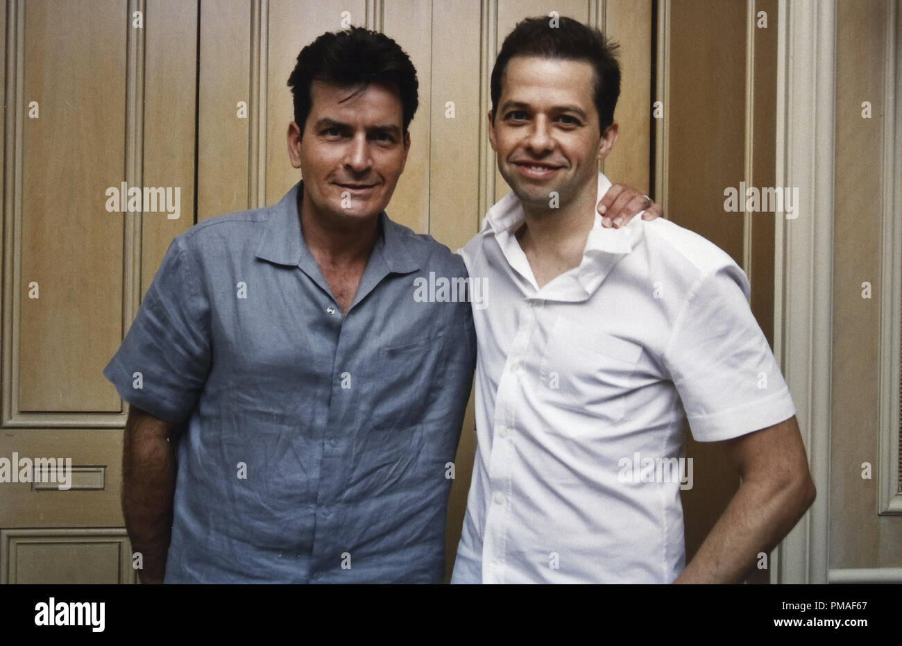Portrait of Charlie Sheen and Jon Cryer, circa 2004 © JRC /The Hollywood Archive - All Rights Reserved  File Reference # 32633 292JRC Stock Photo