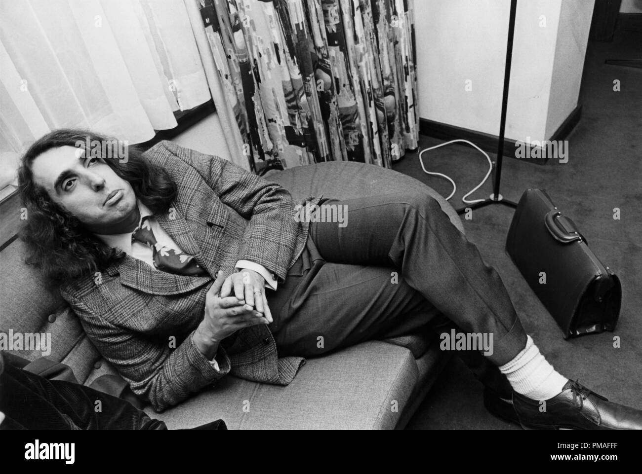 Tiny Tim in London, 1970 © JRC /The Hollywood Archive - All Rights Reserved  File Reference # 32633 563THA Stock Photo