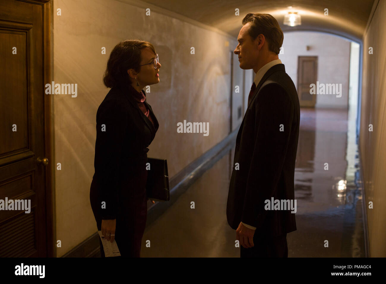 Joanna Hoffman (KATE WINSLET) and Steve Jobs (MICHAEL FASSBENDER) in