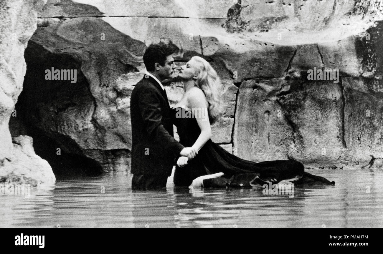 Marcello Mastroianni and Anita Ekberg ''La Dolce Vita', 1960.  File Reference # 32733 502THA Stock Photo