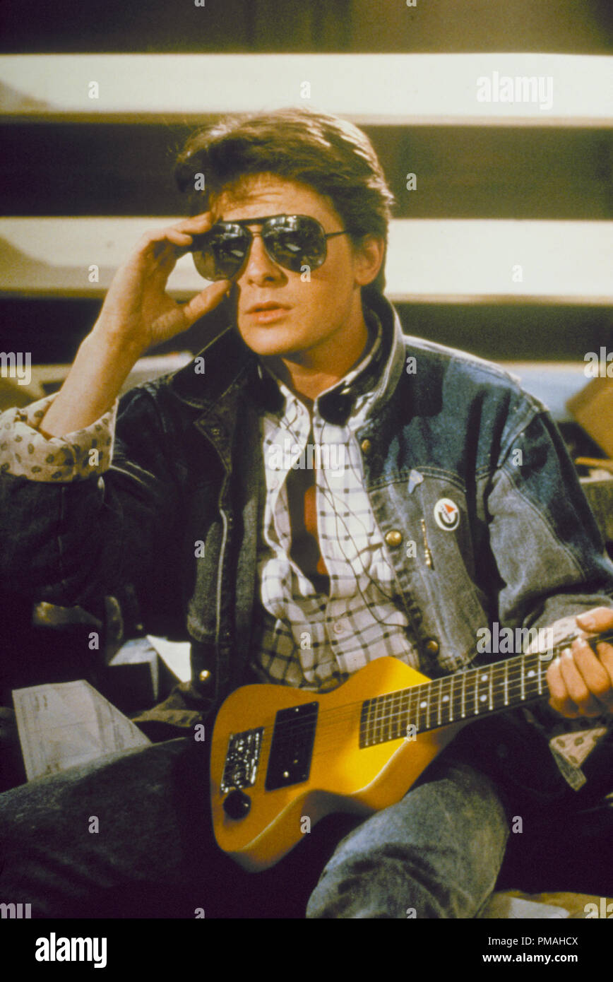 Michael j fox back to the future hi-res stock photography and images - Alamy, image size:868x1390