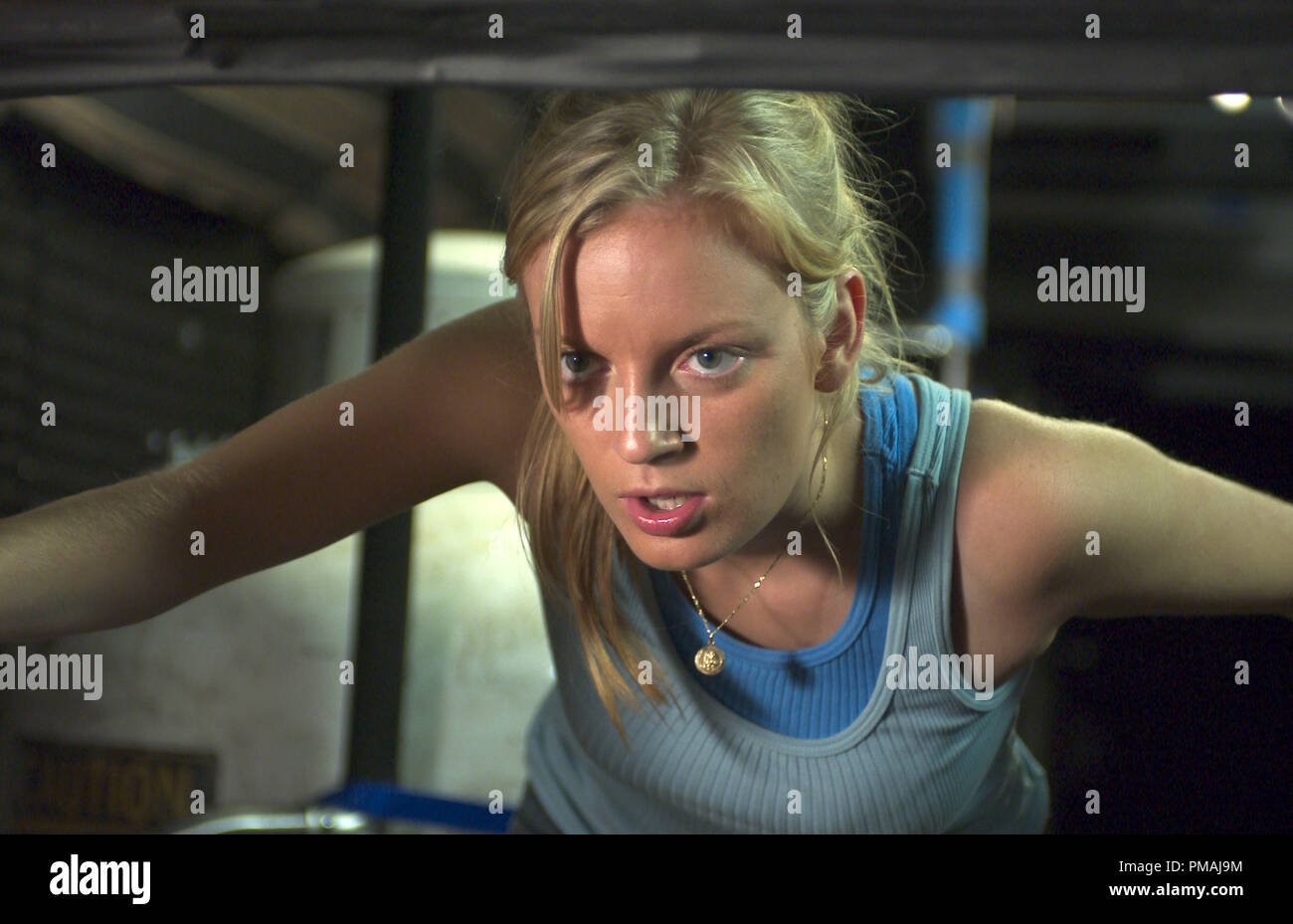 SARAH POLLEY as Ana in the zombie action thriller, Dawn of the Dead. (2004) Stock Photo