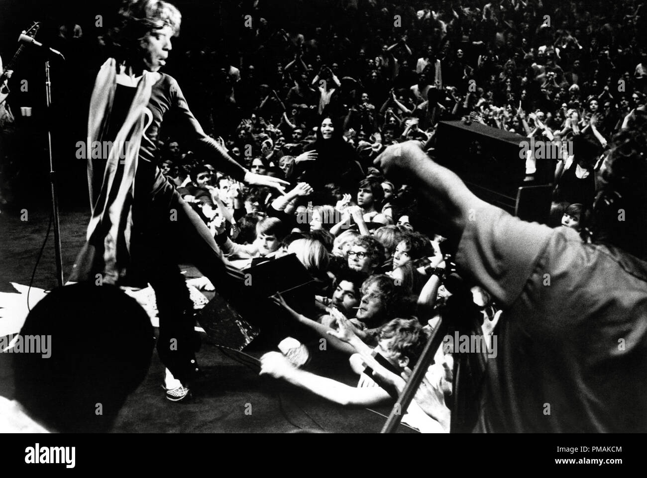 Gimme shelter mick jagger hires stock photography and images Alamy