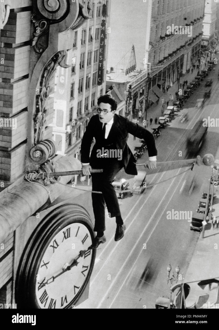 Harold lloyd safety last hires stock photography and images Alamy