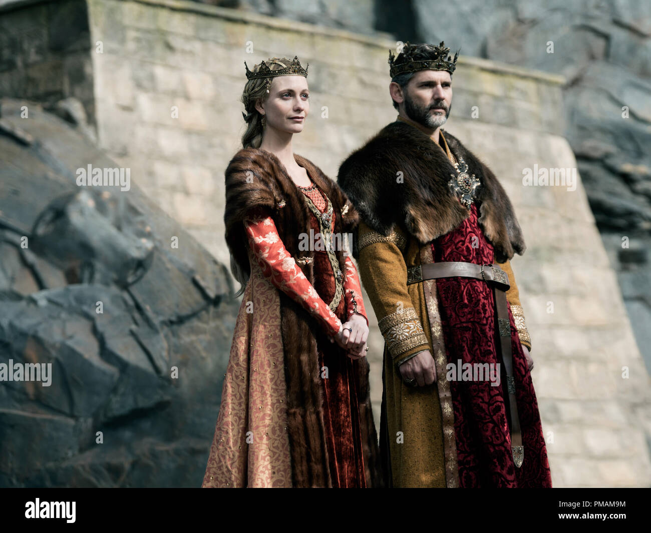 (LR) POPPY DELEVIGNGE as Igraine and ERIC BANA as Uther in Warner Bros