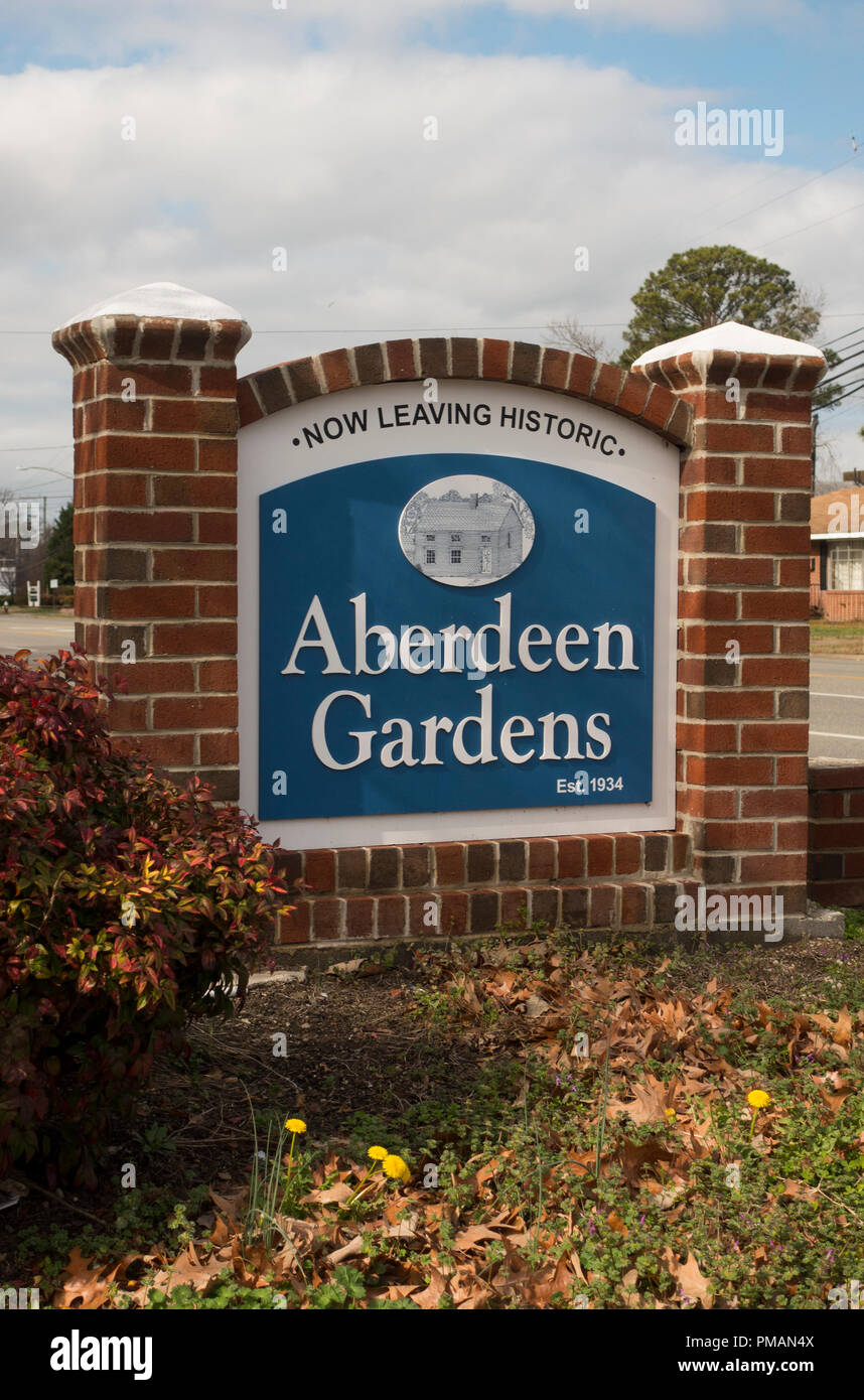 Aberdeen Gardens district in Hampton VA Stock Photo