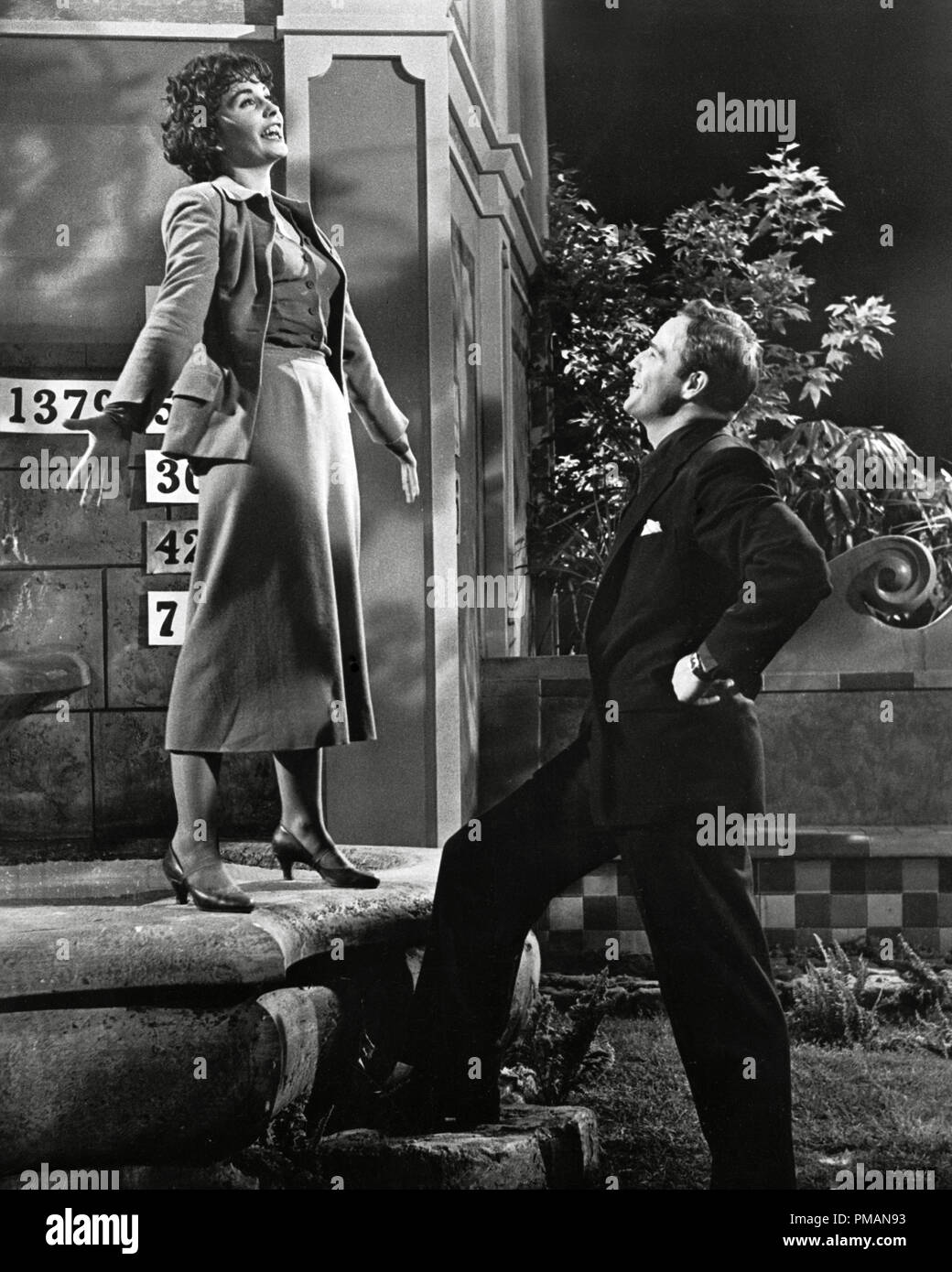 Film Still/Publicity Still of "Guys and Dolls" Jean Simmons & Marlon