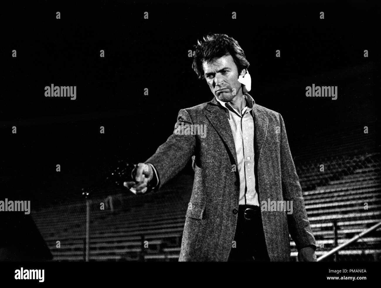 Dirty Harry 1971 Hi Res Stock Photography And Images Alamy