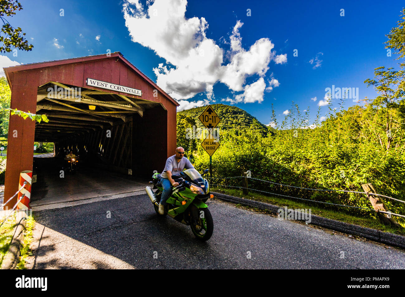 Covered Bridge West Cornwall, Connecticut, USA Stock Photo - Alamy