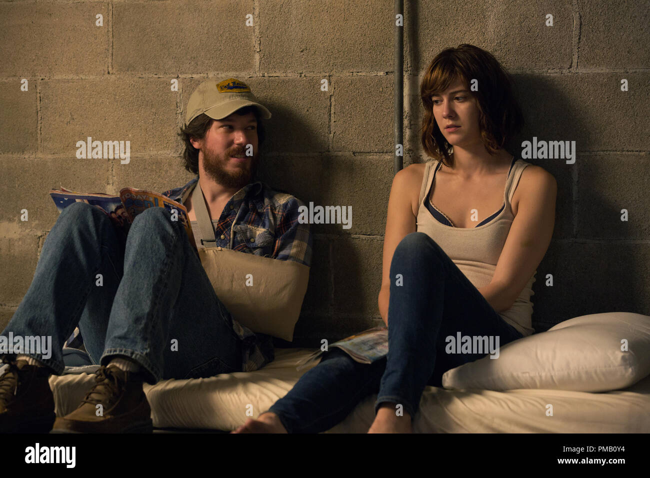John Gallagher Jr. as Emmett, Mary Elizabeth Winstead as Michelle in 10