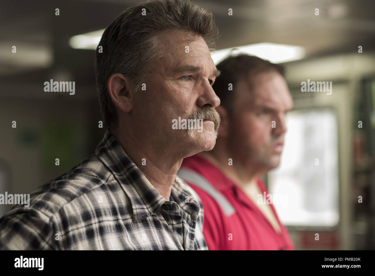 Jimmy Harrell (Kurt Russell, left) and Jason Anderson (Ethan Suplee