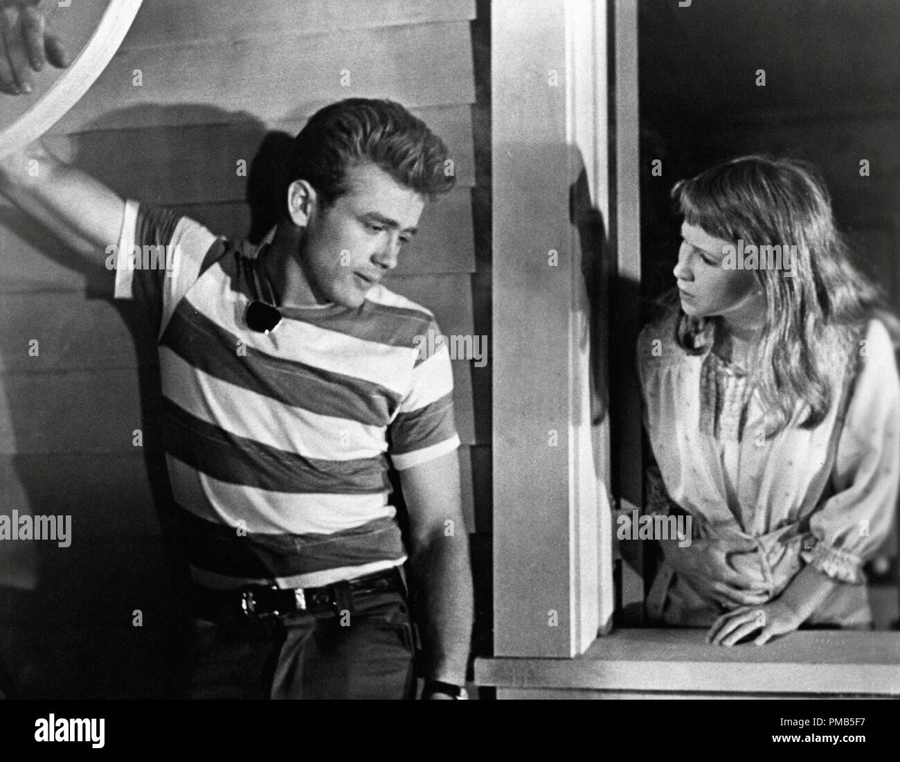 James Dean, Julie Harris, 'East of Eden' 1955 Warner Bros.   File Reference # 33536 534THA Stock Photo