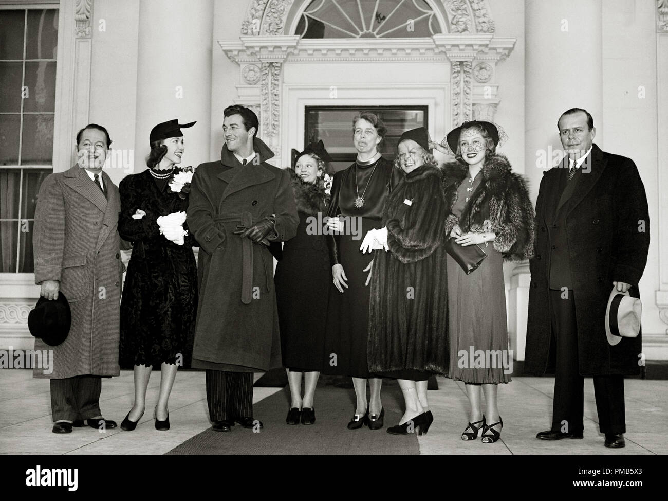 Left to Right: Frederick Jagel, Marsha Hunt, Robert Taylor, Maria Gamberelli, Eleanor Roosevelt, Jean Harlow, Mitzi Green, George Allen. Celebrities invited to Washington, D.C., for the President's Birthday Ball (January 30, 1937)  File Reference # 33536 708THA Stock Photo