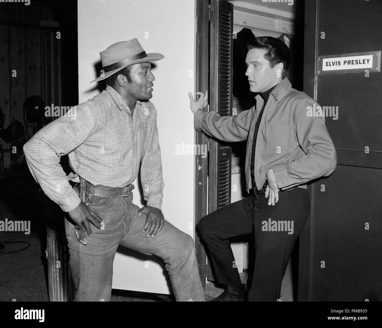 Elvis Presley, Jim Brown, \