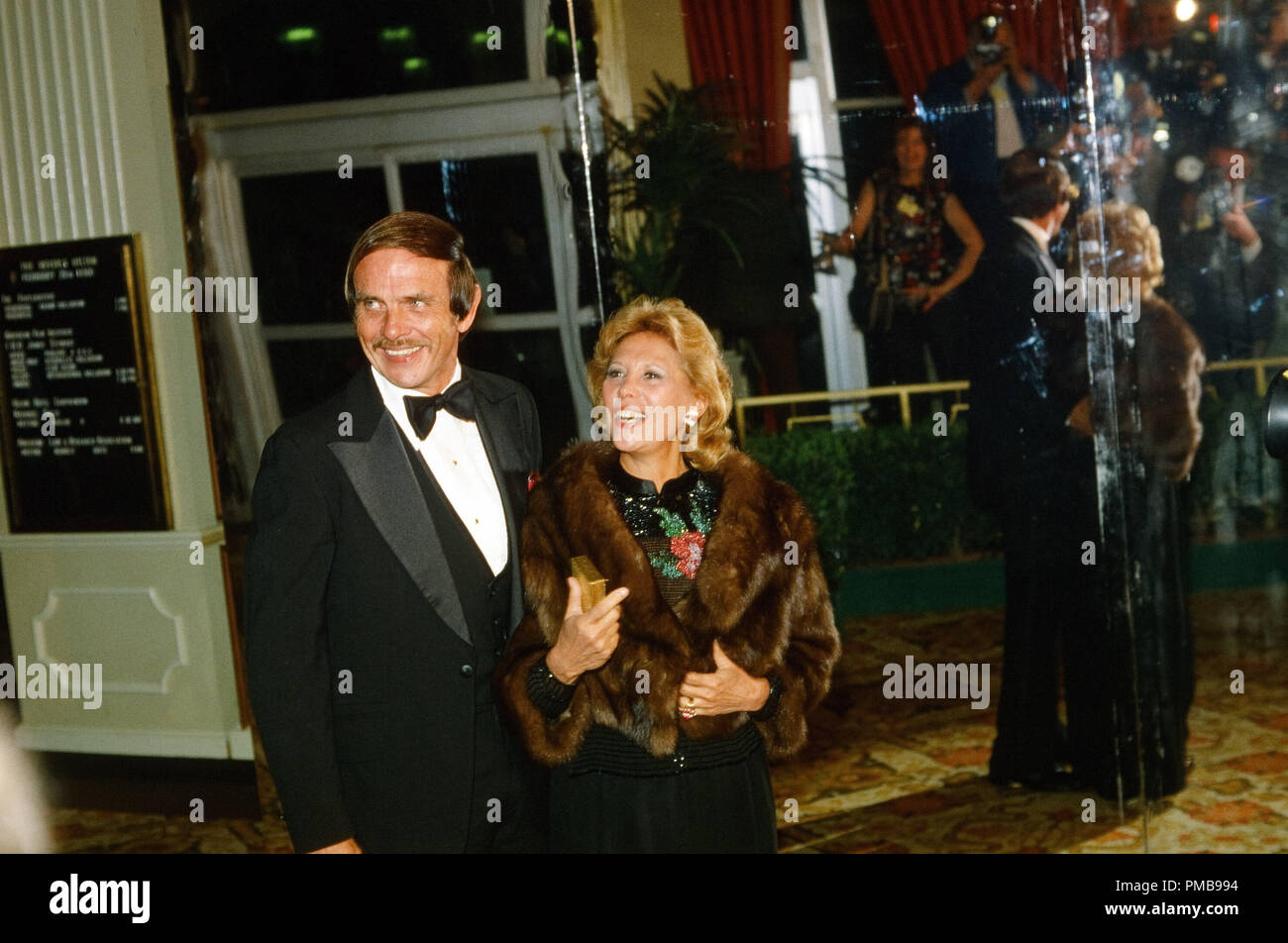 Dinah Shore, circa 1984 © JRC /The Hollywood Archive - All Rights Reserved File Reference # 32557 592THA Stock Photo