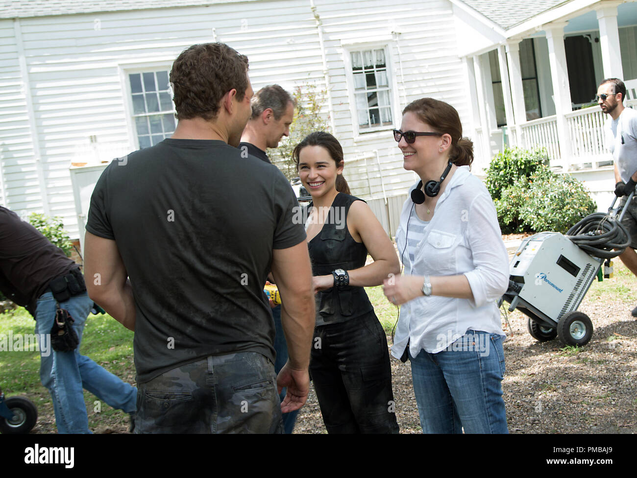 Left to right: Jai Courtney, Emilia Clarke, and Producer Dana Goldberg on  the set of Terminator Genisys from Paramount Pictures and Skydance  Productions Stock Photo - Alamy