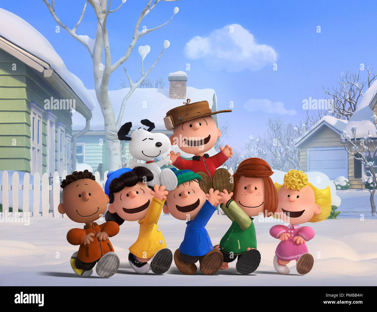 https://c8.alamy.com/comp/PMBB4H/charlie-brown-snoopy-and-the-peanuts-gang-franklin-lucy-linus-peppermint-patty-and-sally-revel-in-a-snow-day-in-the-peanuts-movie-2015-20th-century-fox-PMBB4H.jpg
