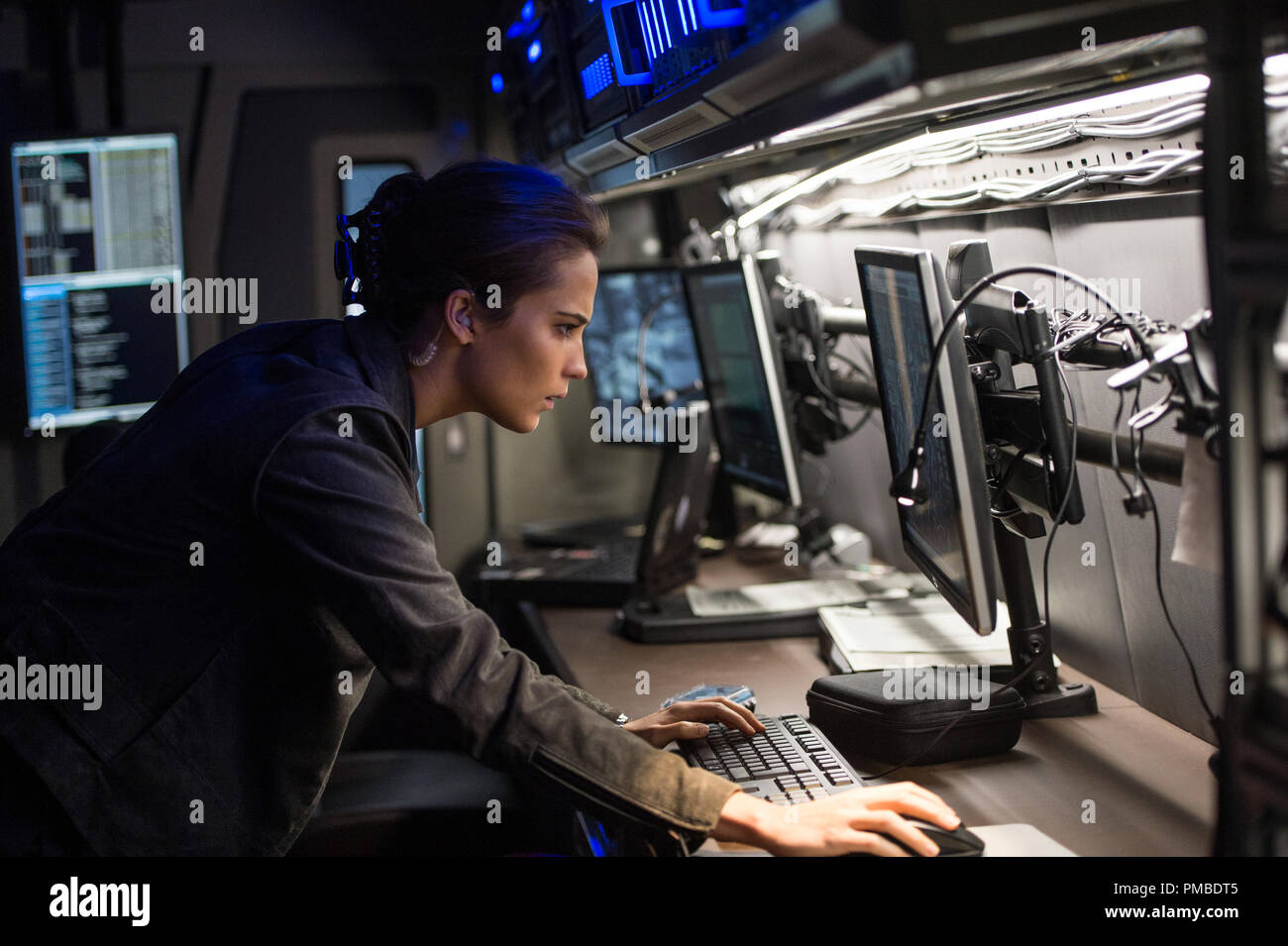 Heather Lee (ALICIA VIKANDER) in 'Jason Bourne' 2016 Stock Photo