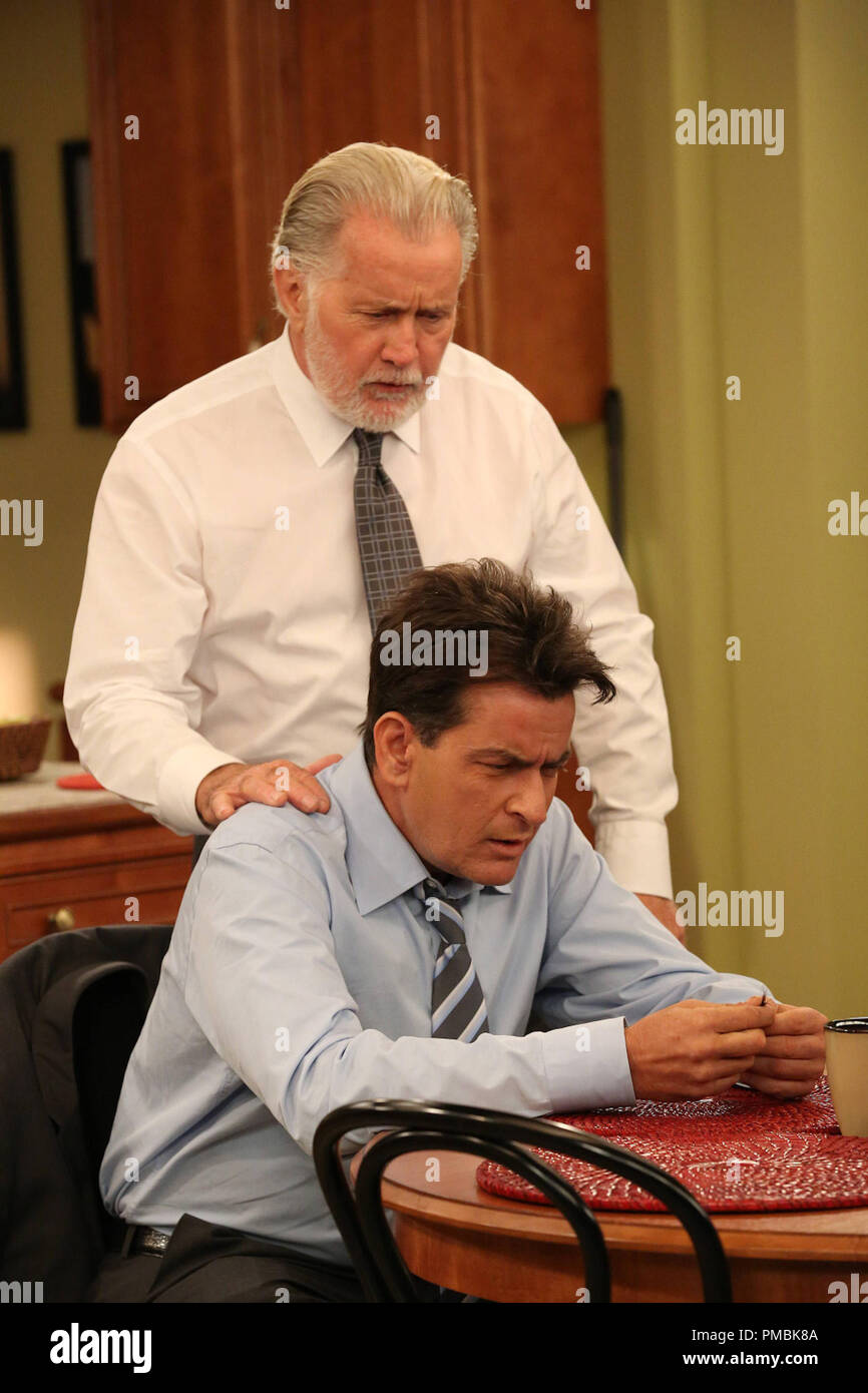 ANGER MANAGEMENT: Charlie and the Devil  Pictured: (L-R)  Martin Sheen as Martin Goodson, Charlie Sheen as Charlie Goodson. CR: Byron Cohen/FX Network Stock Photo