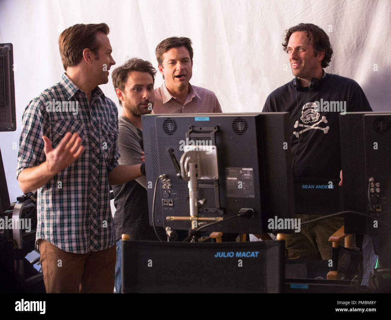 File:Jason Sudeikis Charlie Day Jason Bateman (6049015643).jpg