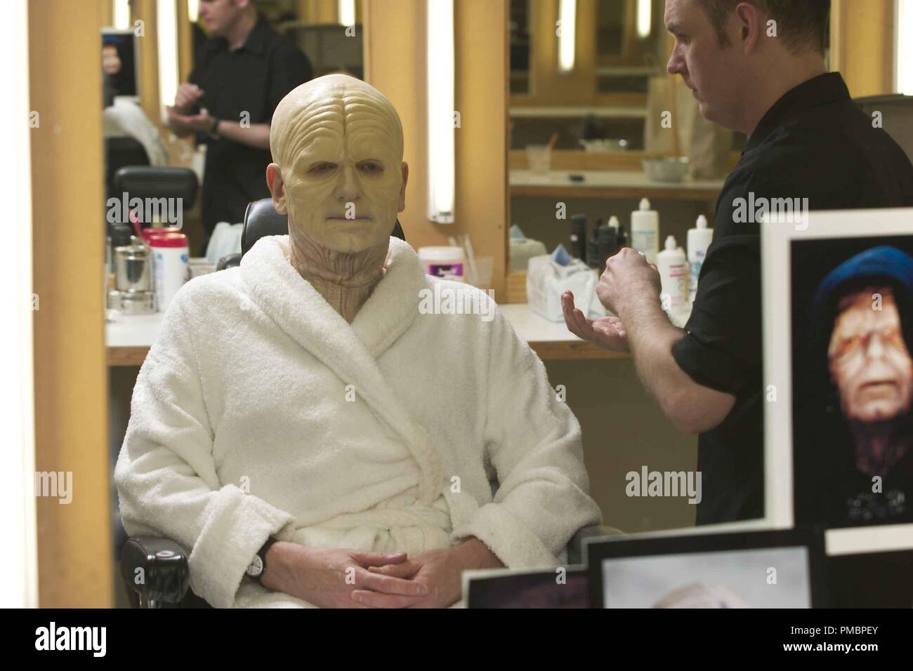 Ian McDiarmid as Palpatine sitting for makeup in 'Star Wars Episode III: Revenge of the Sith' (2005)  File Reference # 32603 475THA Stock Photo