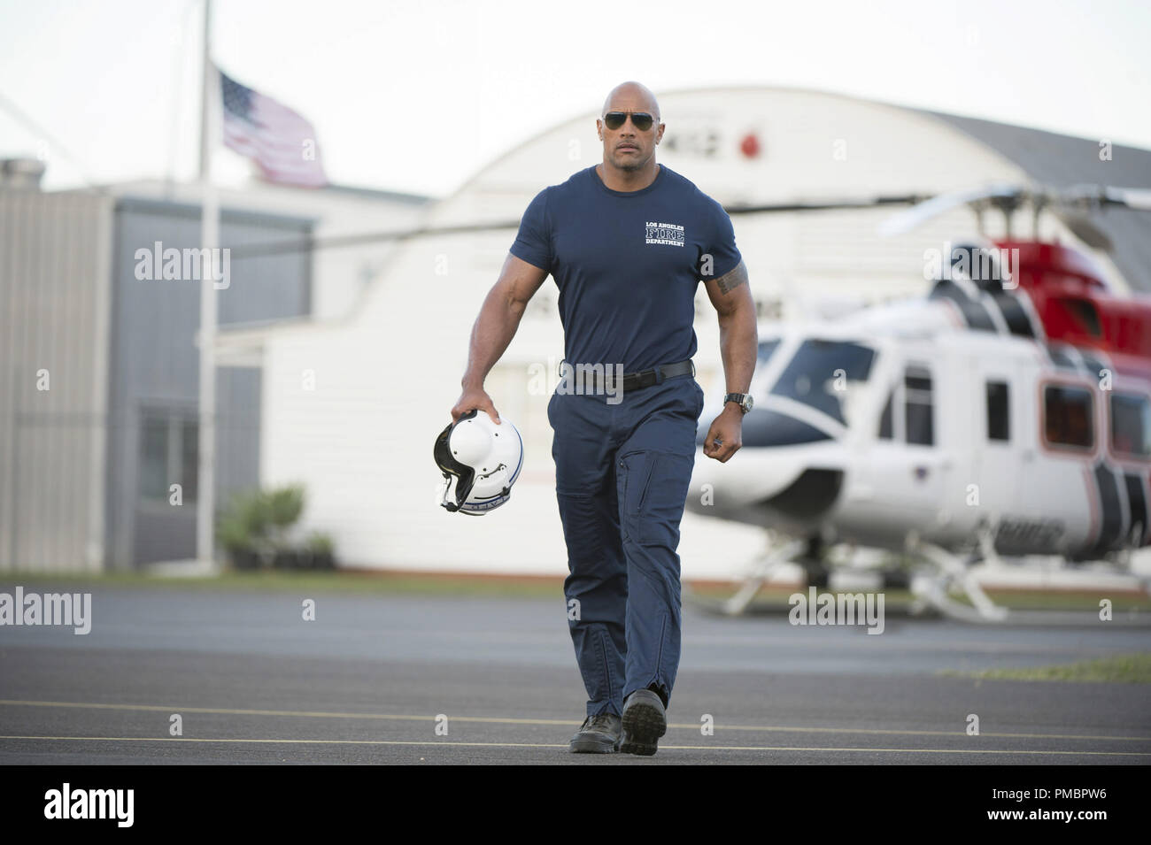 DWAYNE JOHNSON as Ray in the action thriller "SAN ANDREAS," a production of New Line Cinema and Village Roadshow Pictures, released by Warner Bros. Pictures. Stock Photo