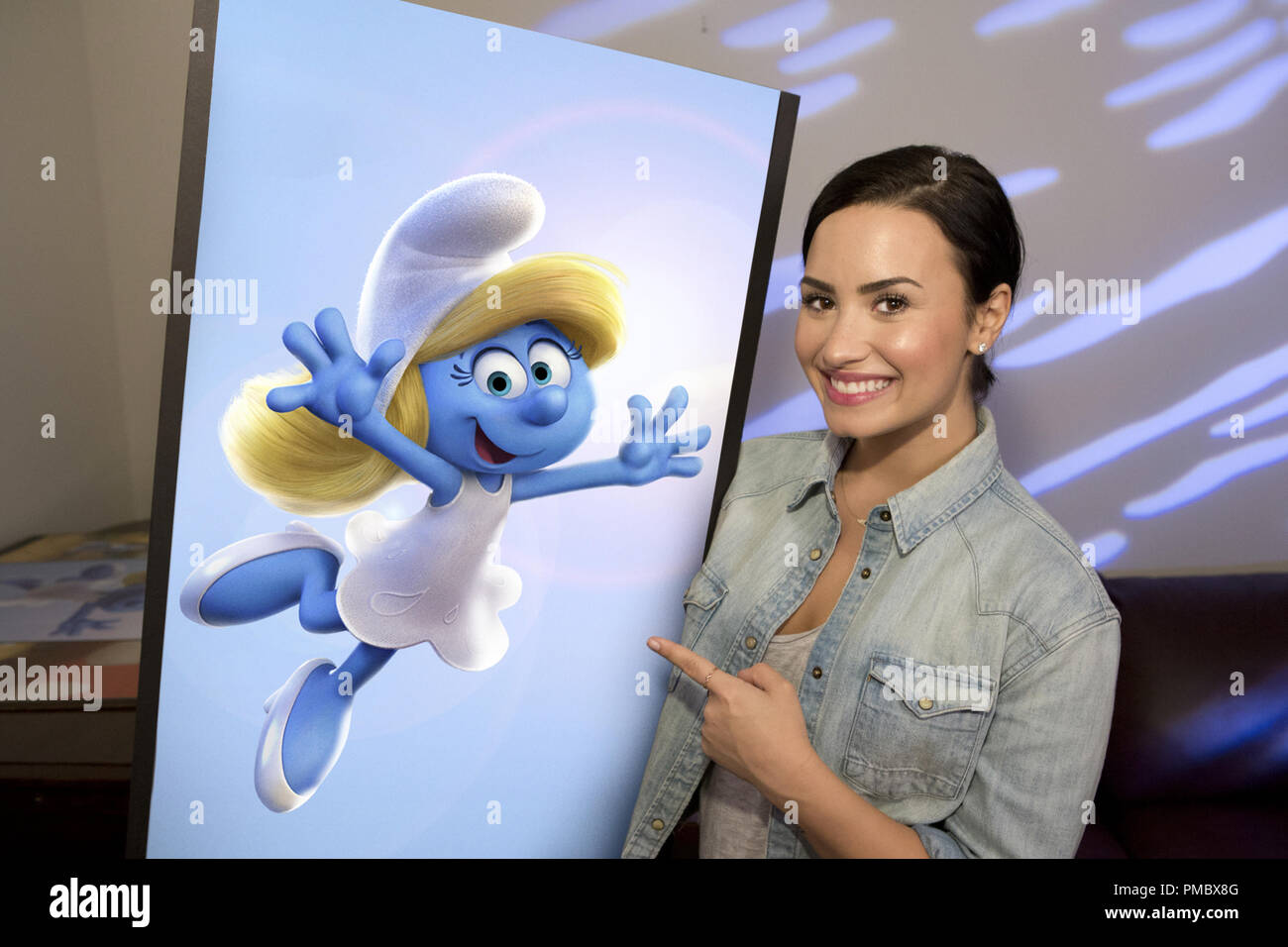 smurfette smurfs movie