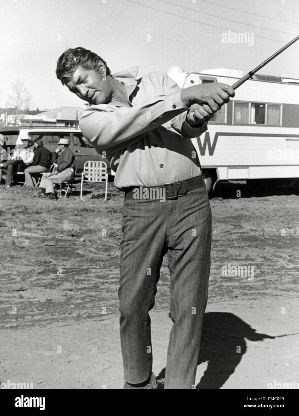 Dean martin golf hi-res stock photography and images - Alamy