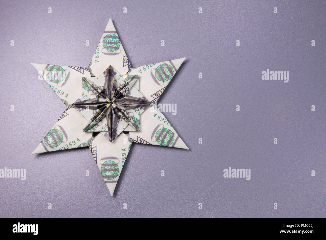 Winter origami hi-res stock photography and images - Alamy