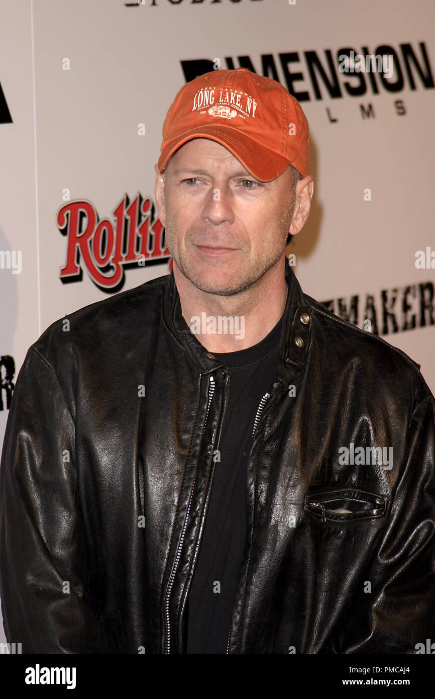 Sin City (Premiere) Bruce Willis 03-28-2005 / Mann National Theater / Los Angeles, CA Photo by Joseph Martinez - All Rights Reserved  File Reference # 22364 0150PLX  For Editorial Use Only - Stock Photo
