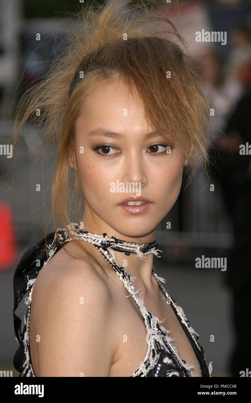 'Babel' (Premiere) Rinko Kikuchi 11-5-2006 / Mann Village / Westwood, CA / Paramount Vantage / Photo by Joseph Martinez / PictureLux  File Reference # 22848 0003-picturelux  For Editorial Use Only - All Rights Reserved Stock Photo