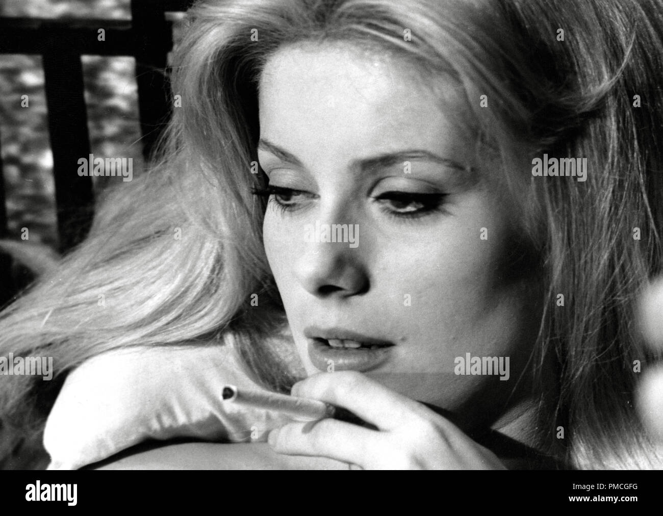 Catherine deneuve smoking hi-res stock photography and images - Alamy