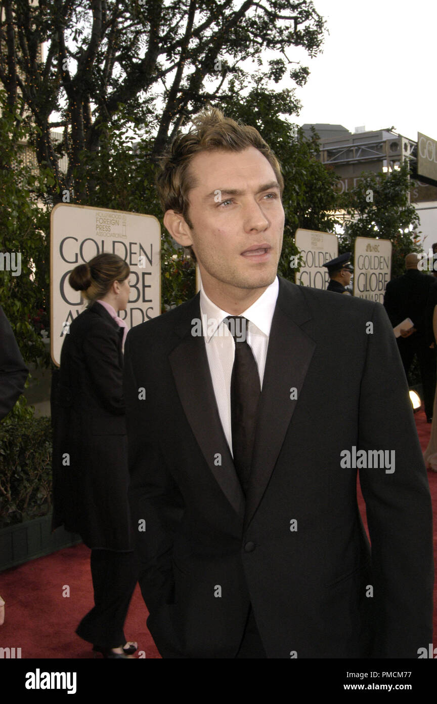Arrivals at the 61st Annual  'Golden Globe Awards' 01-25-2004 Jude Law, held at the Beverly Hilton Hotel in Beverly Hills, CA. File Reference # 1079 065PLX  For Editorial Use Only - Stock Photo