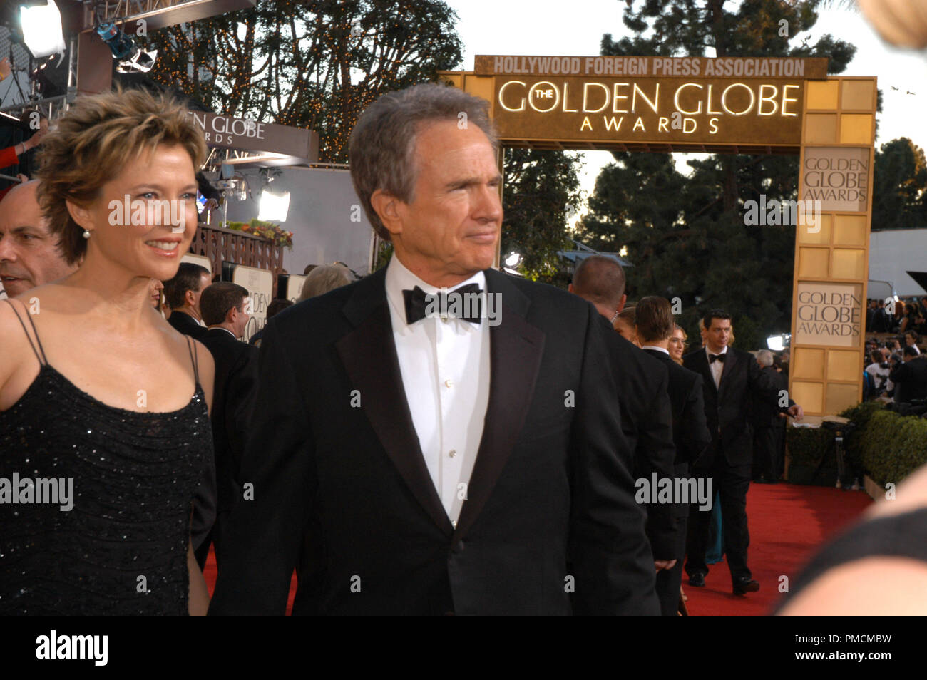 Arrivals at the  'Golden Globe Awards - 62nd Annual' Annette Bening, Warren Beatty 1-16-2005  File Reference # 1080 068PLX  For Editorial Use Only - Stock Photo