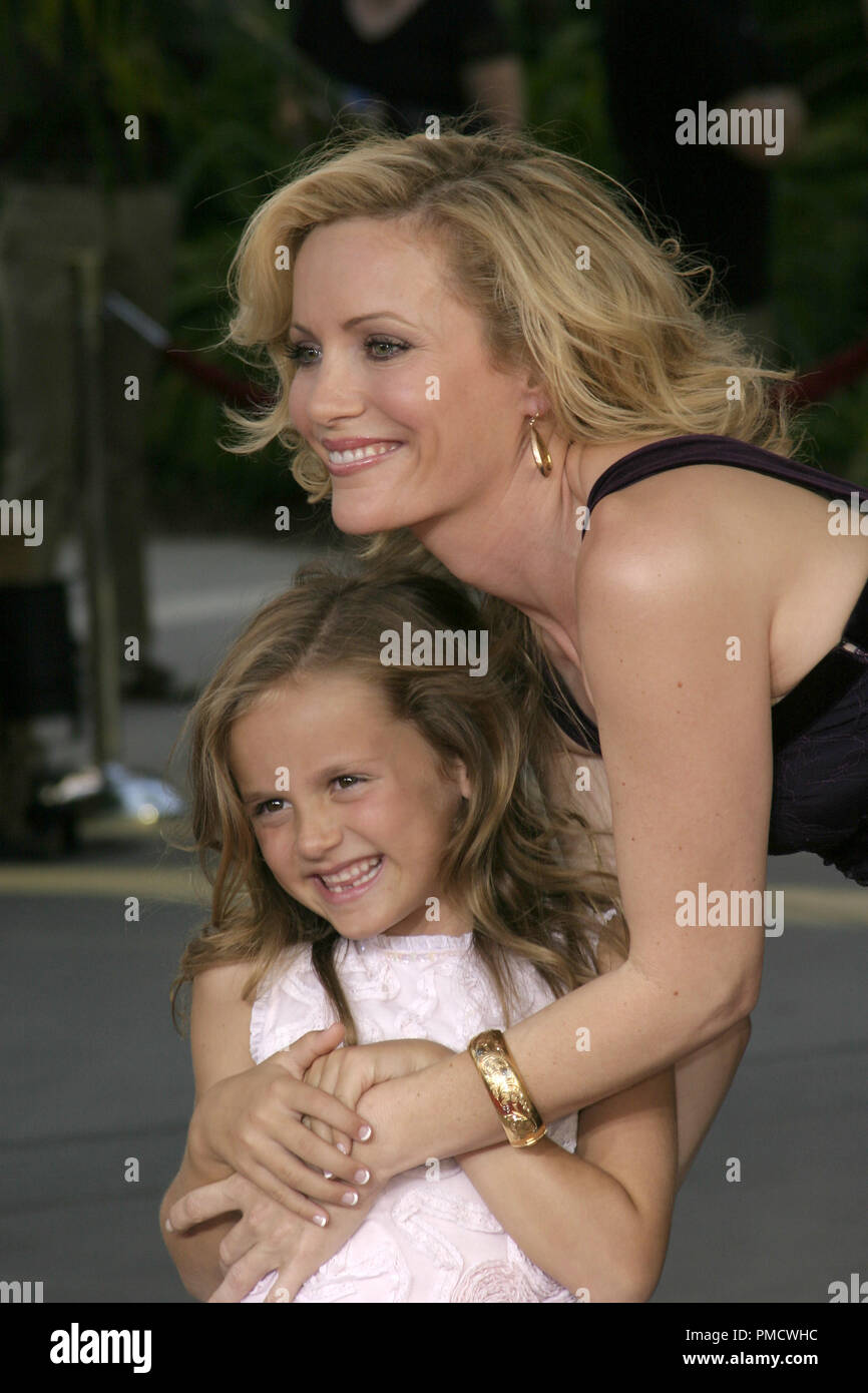 Leslie mann daughter maude hires stock photography and images Alamy