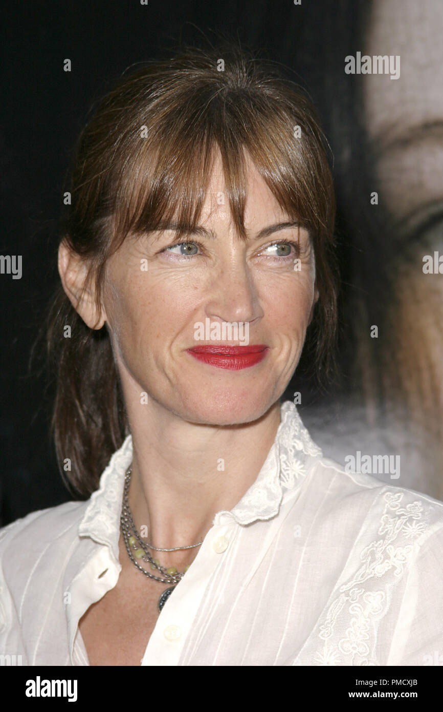 Amanda pays hi-res stock photography and images - Alamy