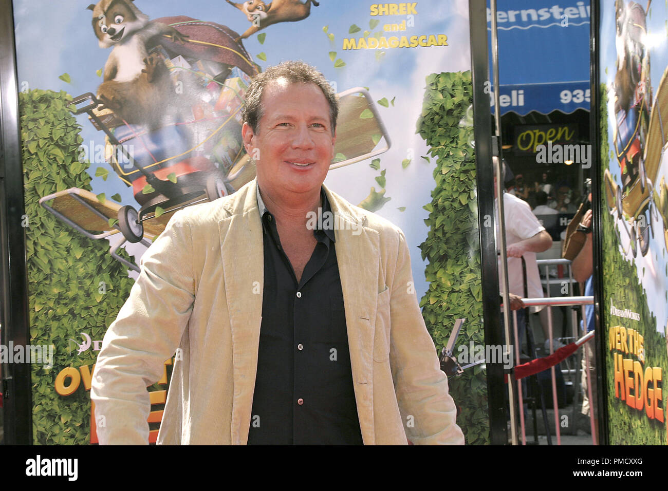 “Over The Hedge” (Premiere) Garry Shandling 04-30-2006 / Mann Village