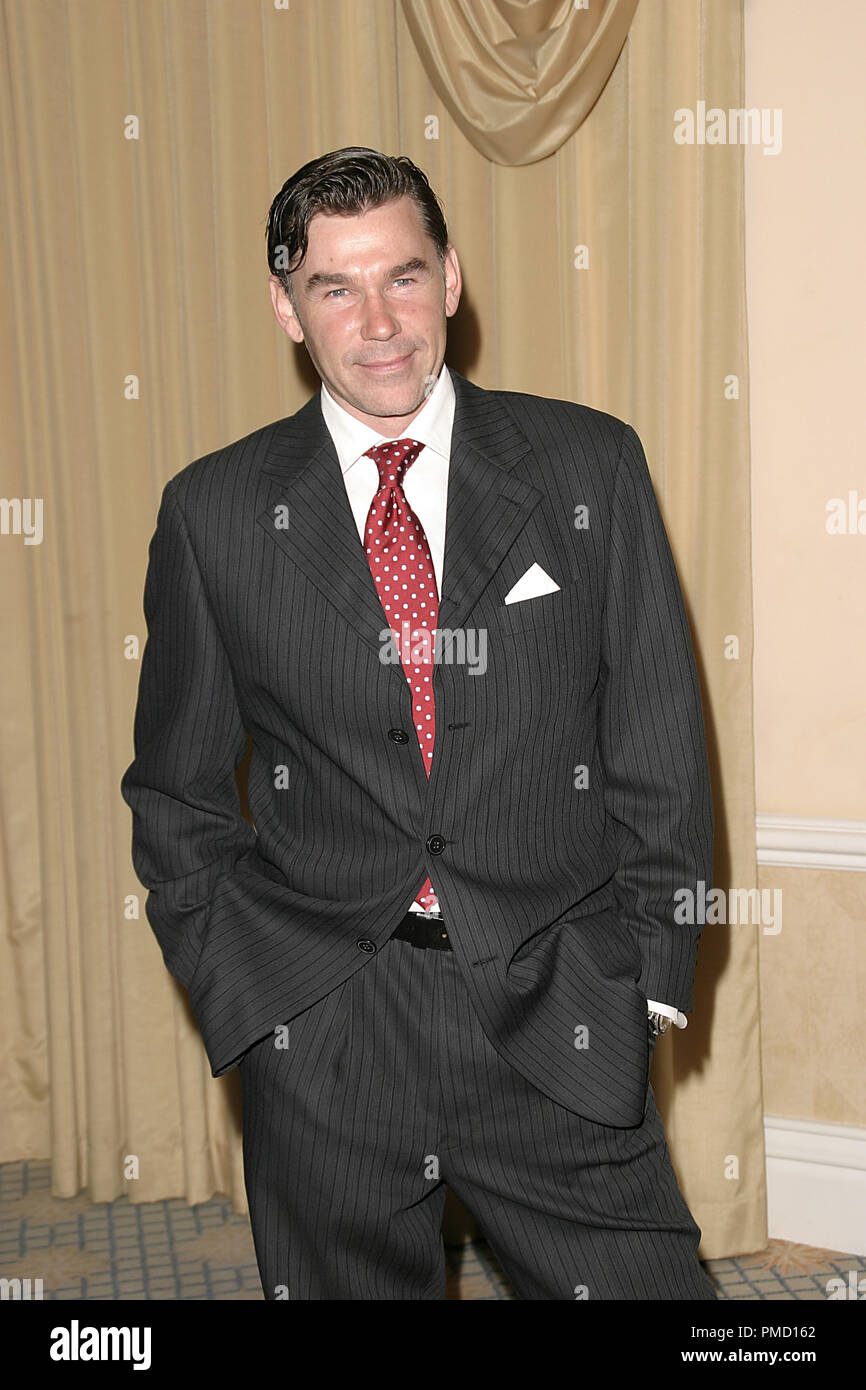 Clive robertson hires stock photography and images Alamy