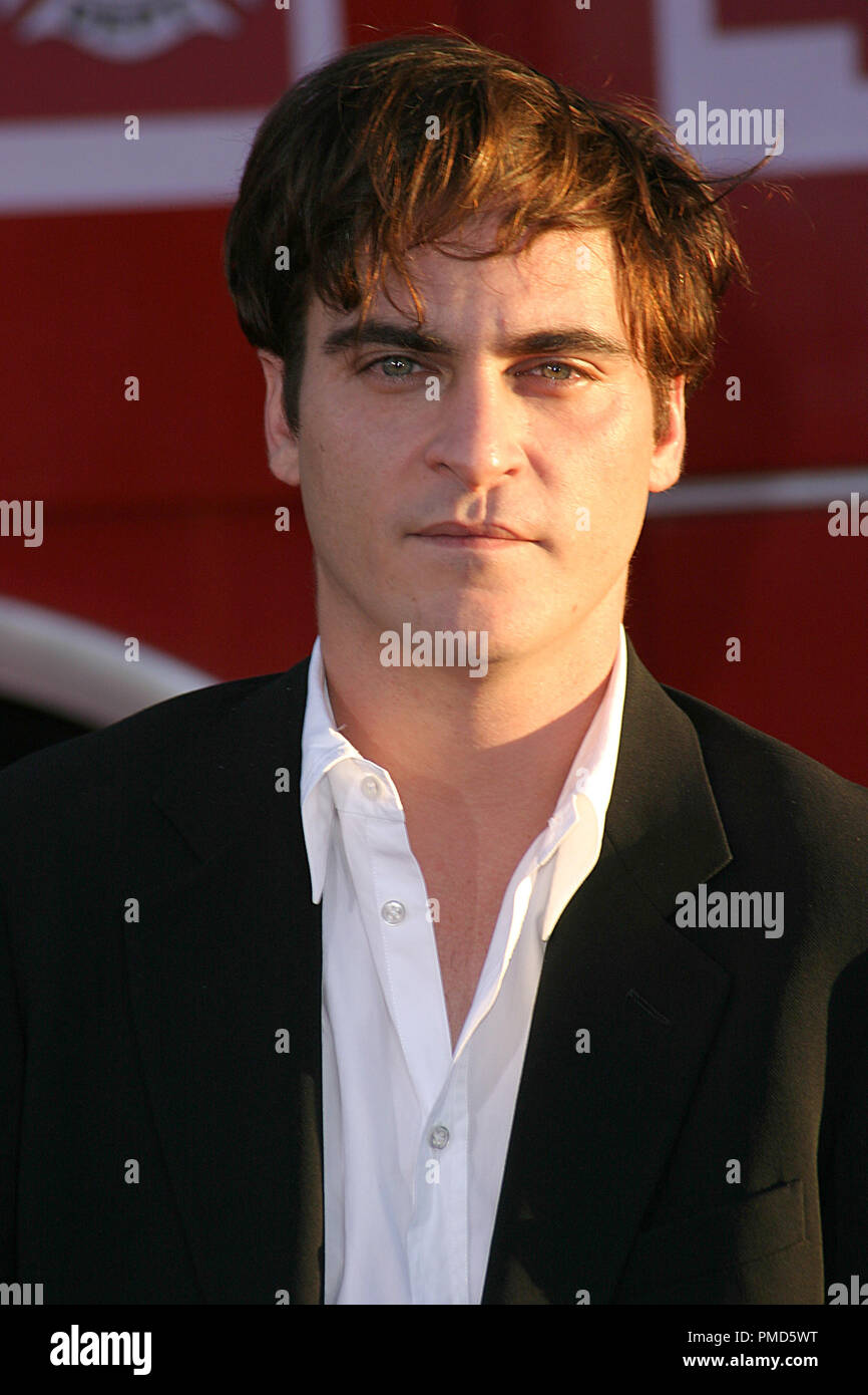 "Ladder 49" Premiere 9202004 Joaquin Phoenix Photo by Joseph Martinez All Rights Reserved