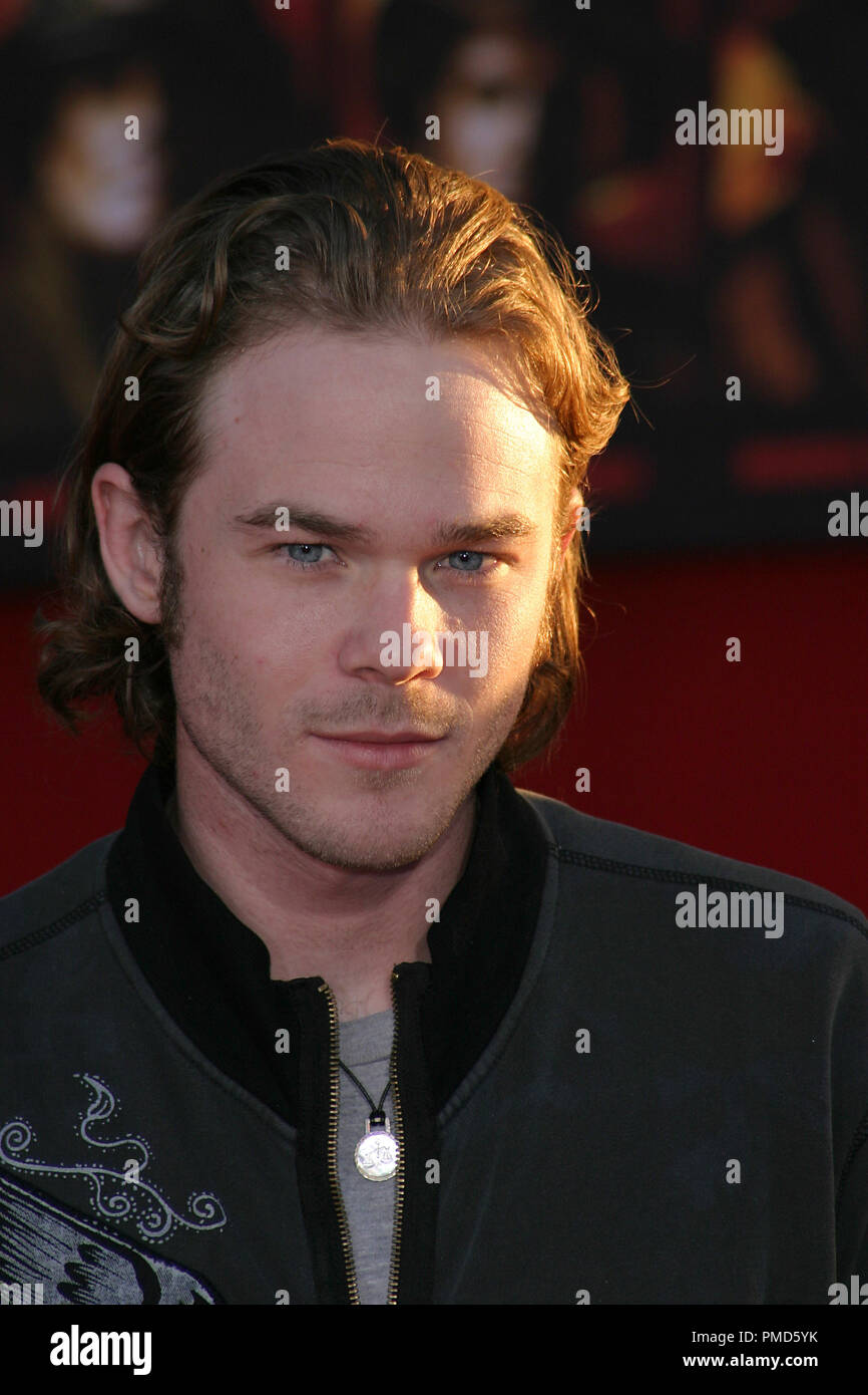 "Ladder 49" Premiere 9202004 Shawn Ashmore Photo by Joseph Martinez