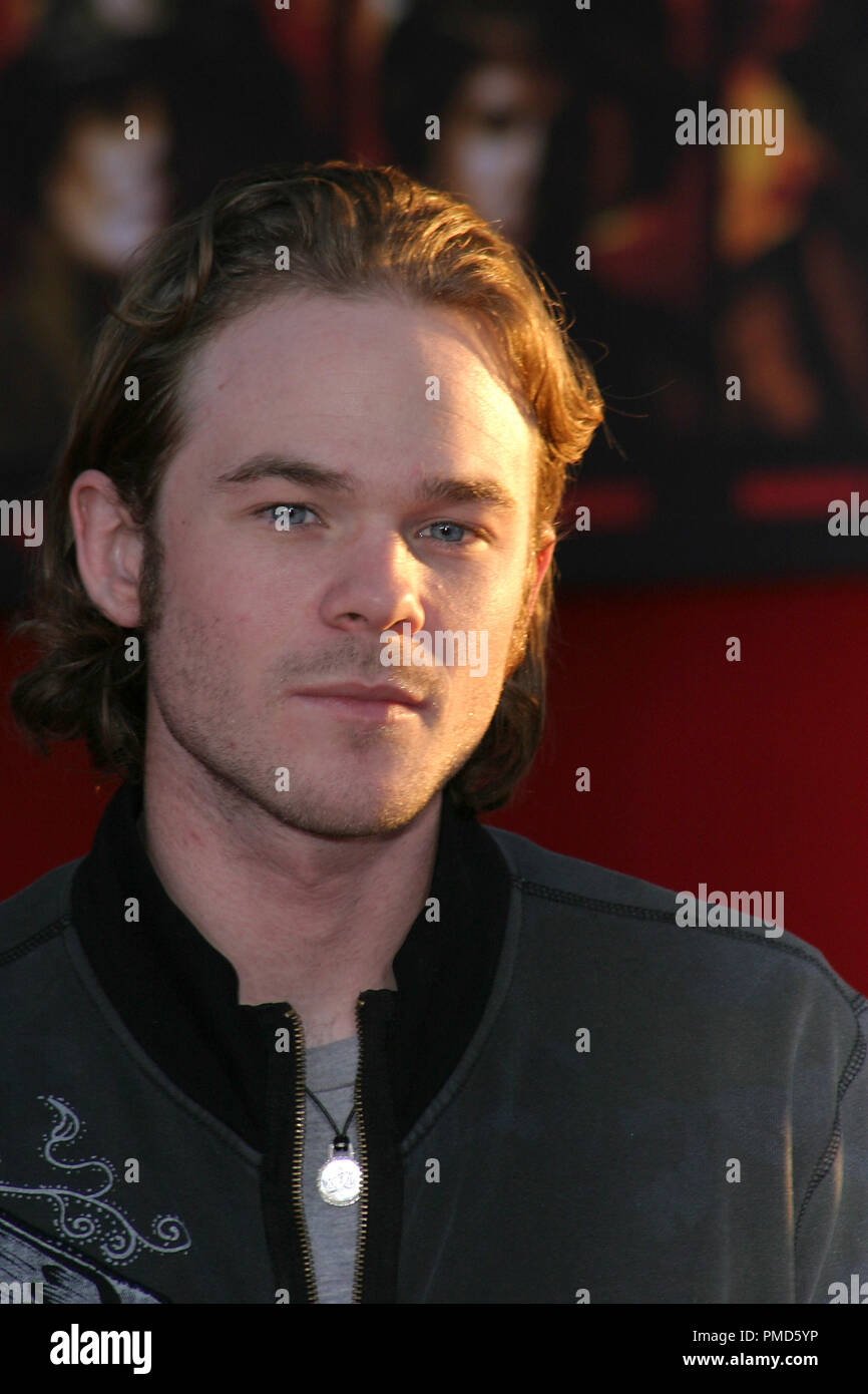 "Ladder 49" Premiere 9202004 Shawn Ashmore Photo by Joseph Martinez