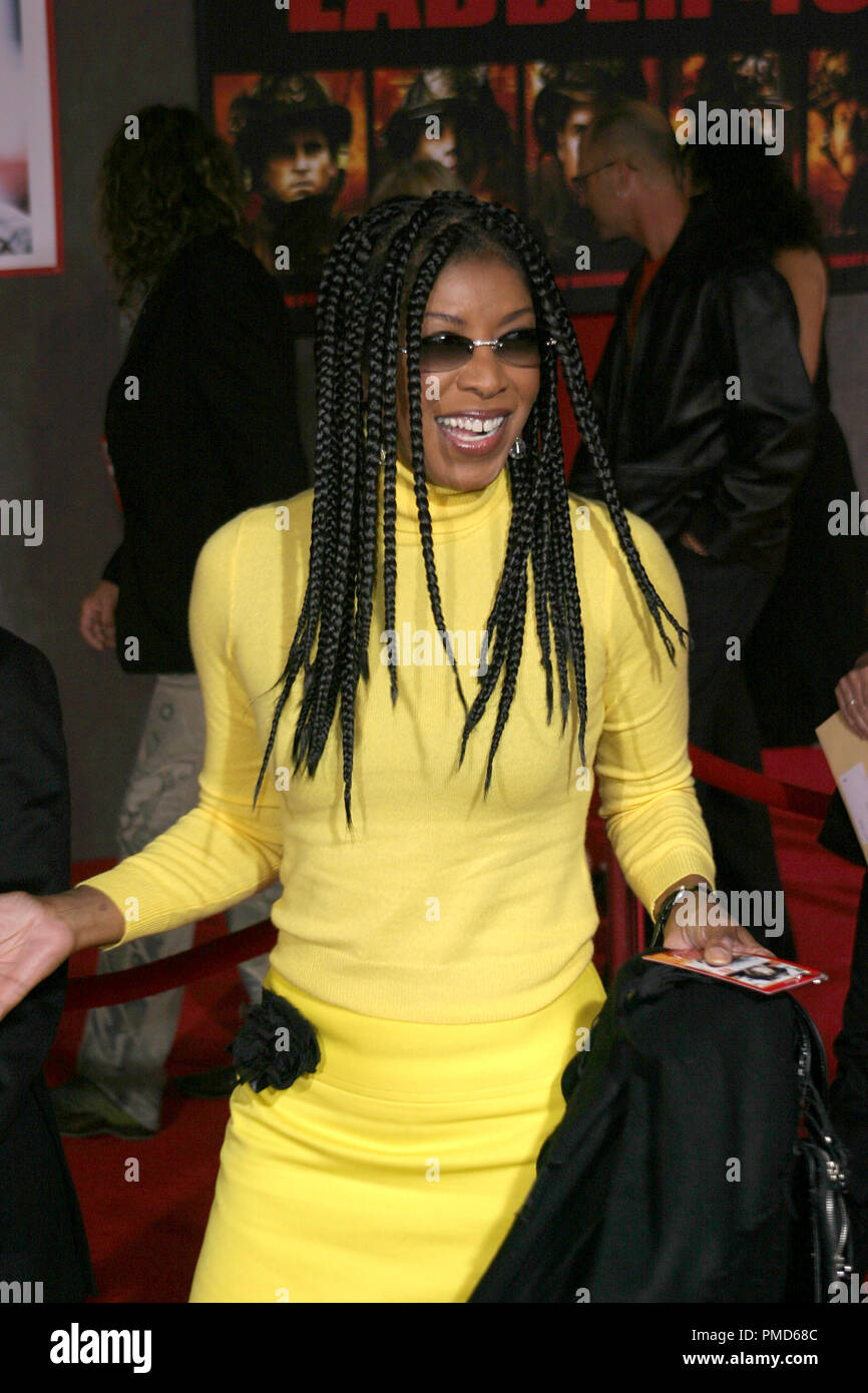 'Ladder 49' Premiere 9-20-2004 Natalie Cole Photo by Joseph Martinez - All Rights Reserved  File Reference # 21943 0149PLX  For Editorial Use Only -  All Rights Reserved Stock Photo