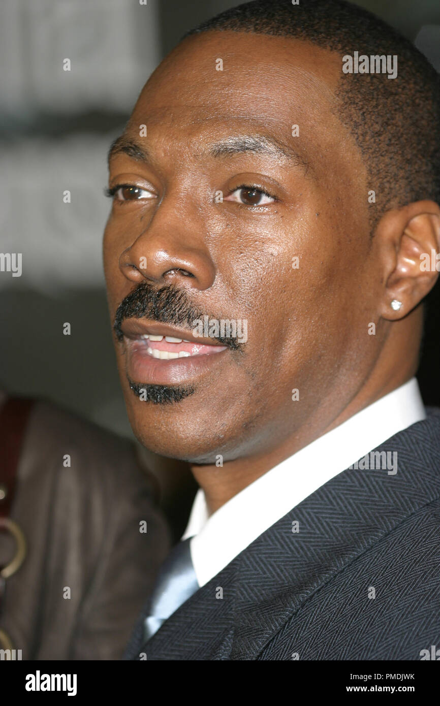 The Haunted Mansion Premiere 11 23 2003 Eddie Murphy Photo By Joseph the-haunted-mansion-premiere-11-23-2003-eddie-murphy-photo-by-joseph