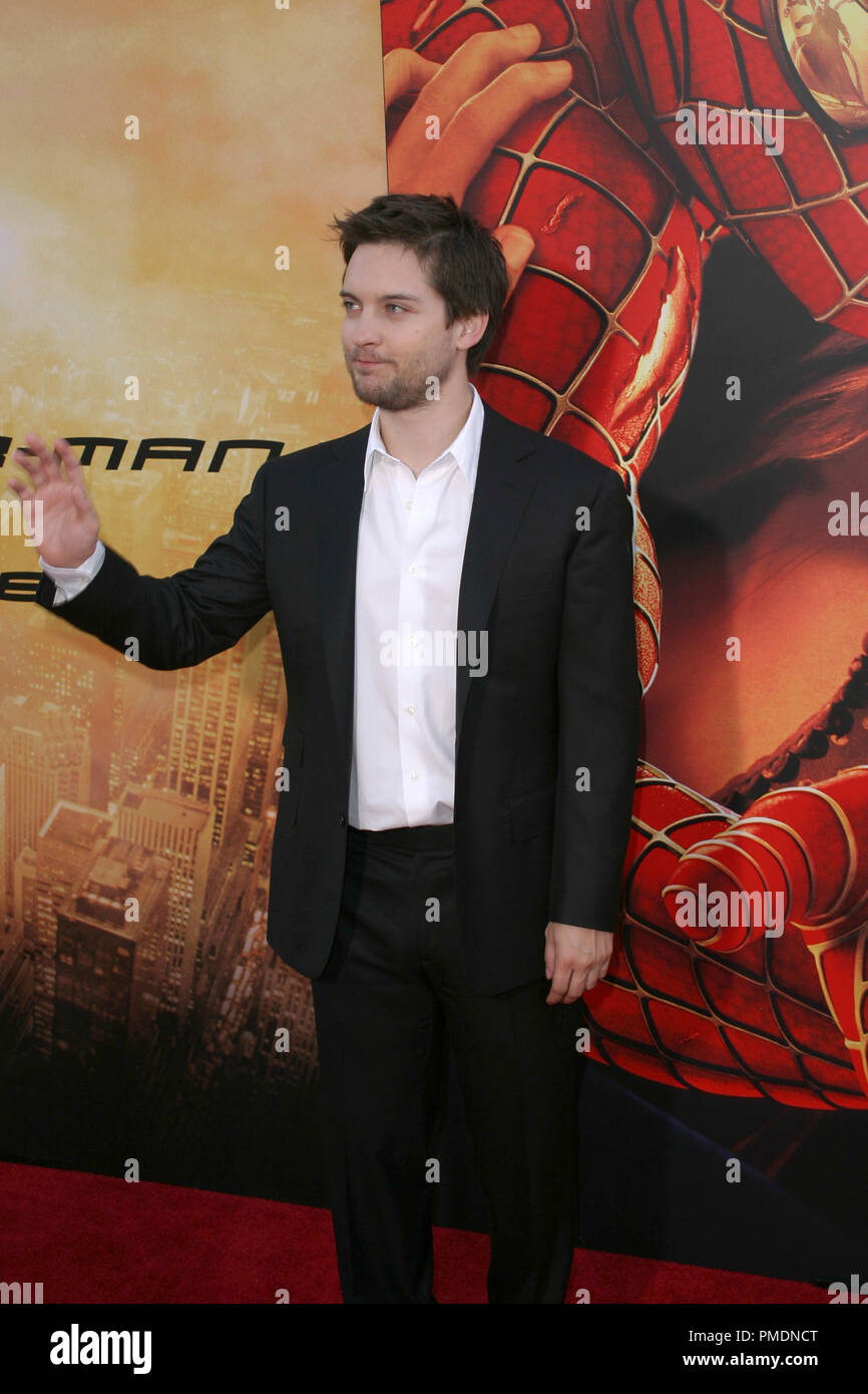 tobey-maguire-22-red-carpet-event-hi-res-stock-photography-and-images